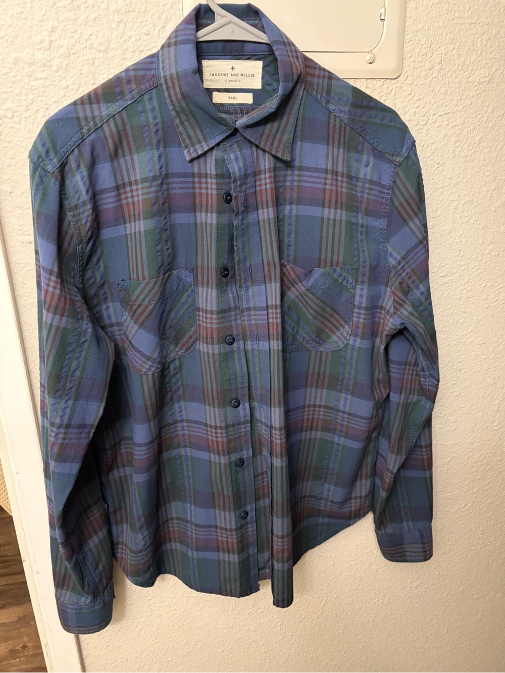 NWOT imogene + willie Men’s small Earl plaid button up - size small